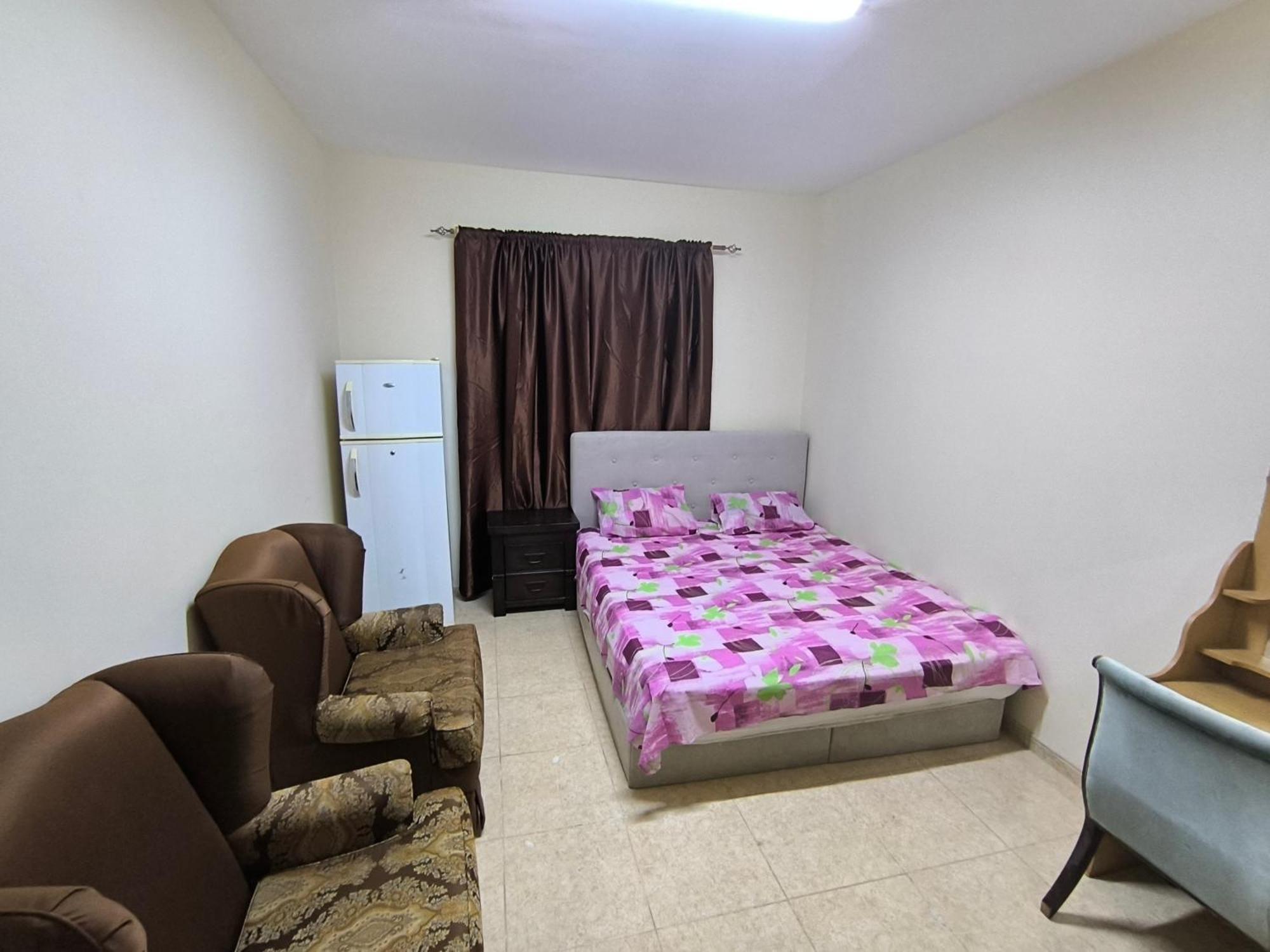 Opposite Mega Mall In Telephone Shops Roundabout Flat No 203 *