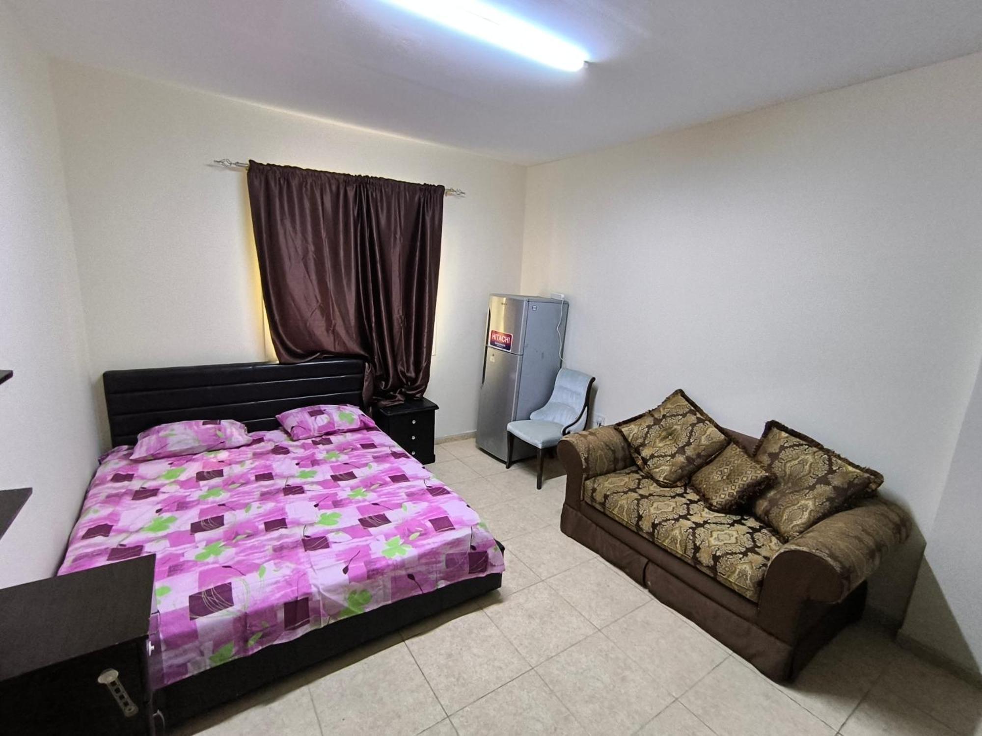 Séjour chez l'habitant Opposite Mega Mall In Telephone Shops Roundabout Flat No 203 *